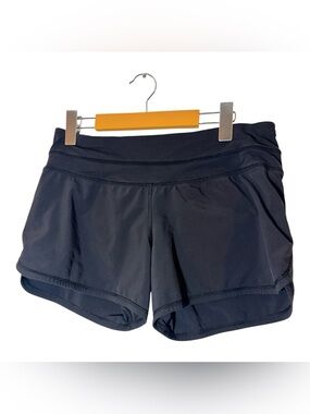 Lululemon Shorts - Size 6